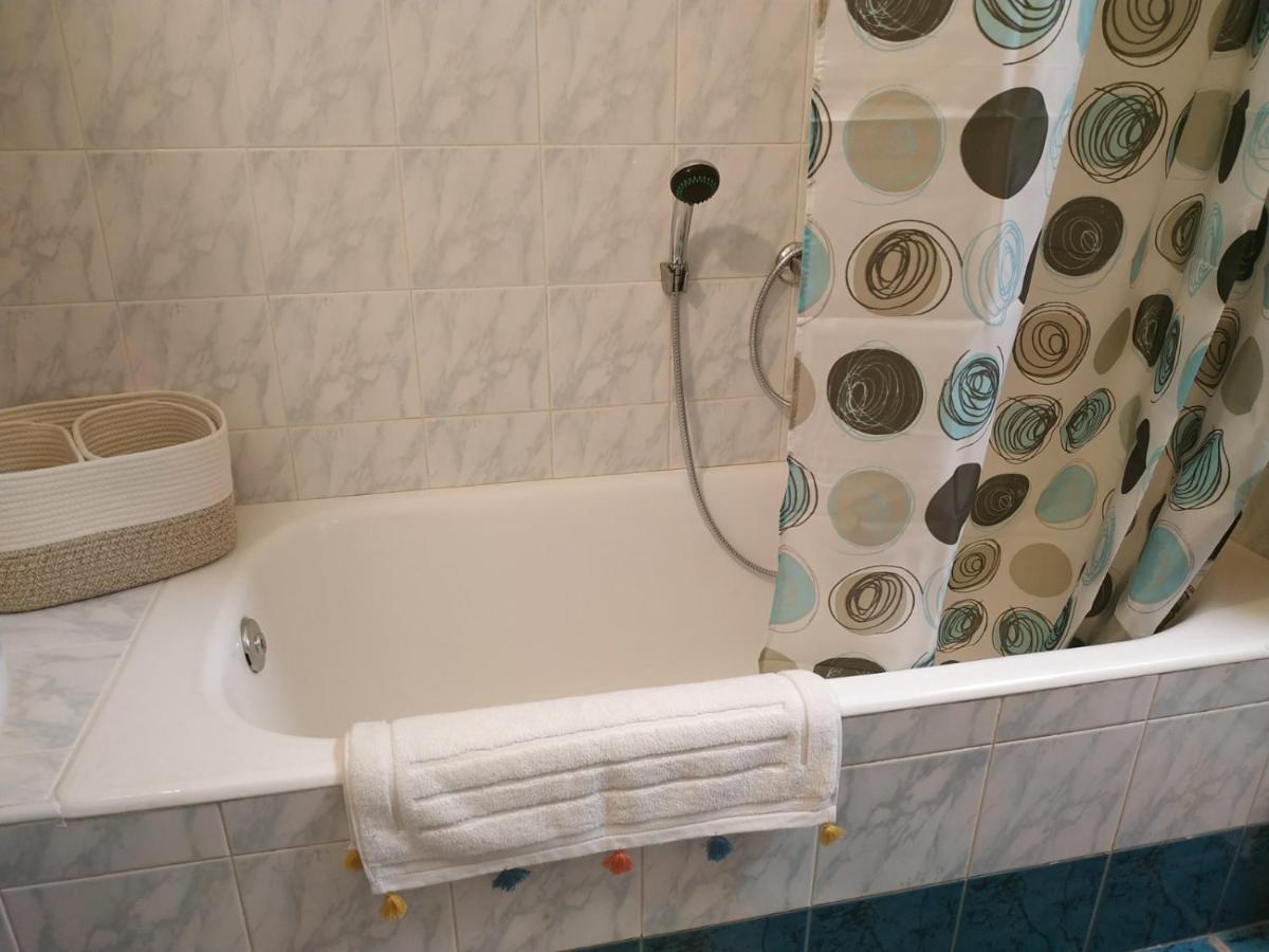 Anemone Bleu-Sea View-200M From Chora Pedestrian Apartment Andros Town Ngoại thất bức ảnh